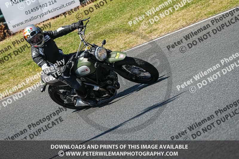 enduro digital images;event digital images;eventdigitalimages;mallory park;mallory park photographs;mallory park trackday;mallory park trackday photographs;no limits trackdays;peter wileman photography;racing digital images;trackday digital images;trackday photos